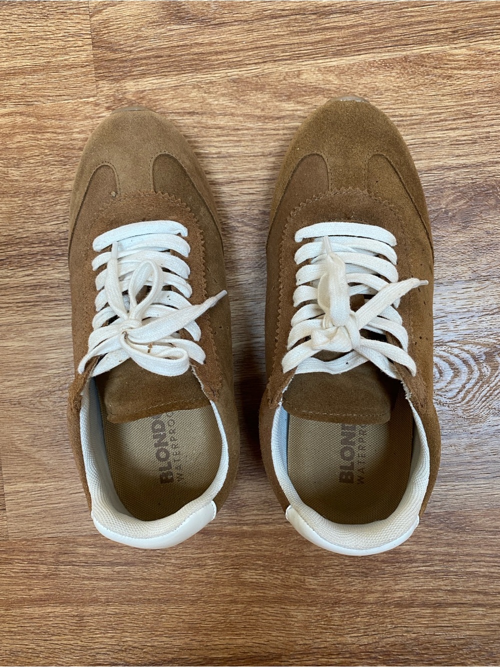 Blondo Callen Waterproof Camel Suede Sneakers - Size 9M